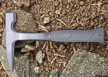 EFFICERE 22-Ounce Steel Rock Pick Hammer